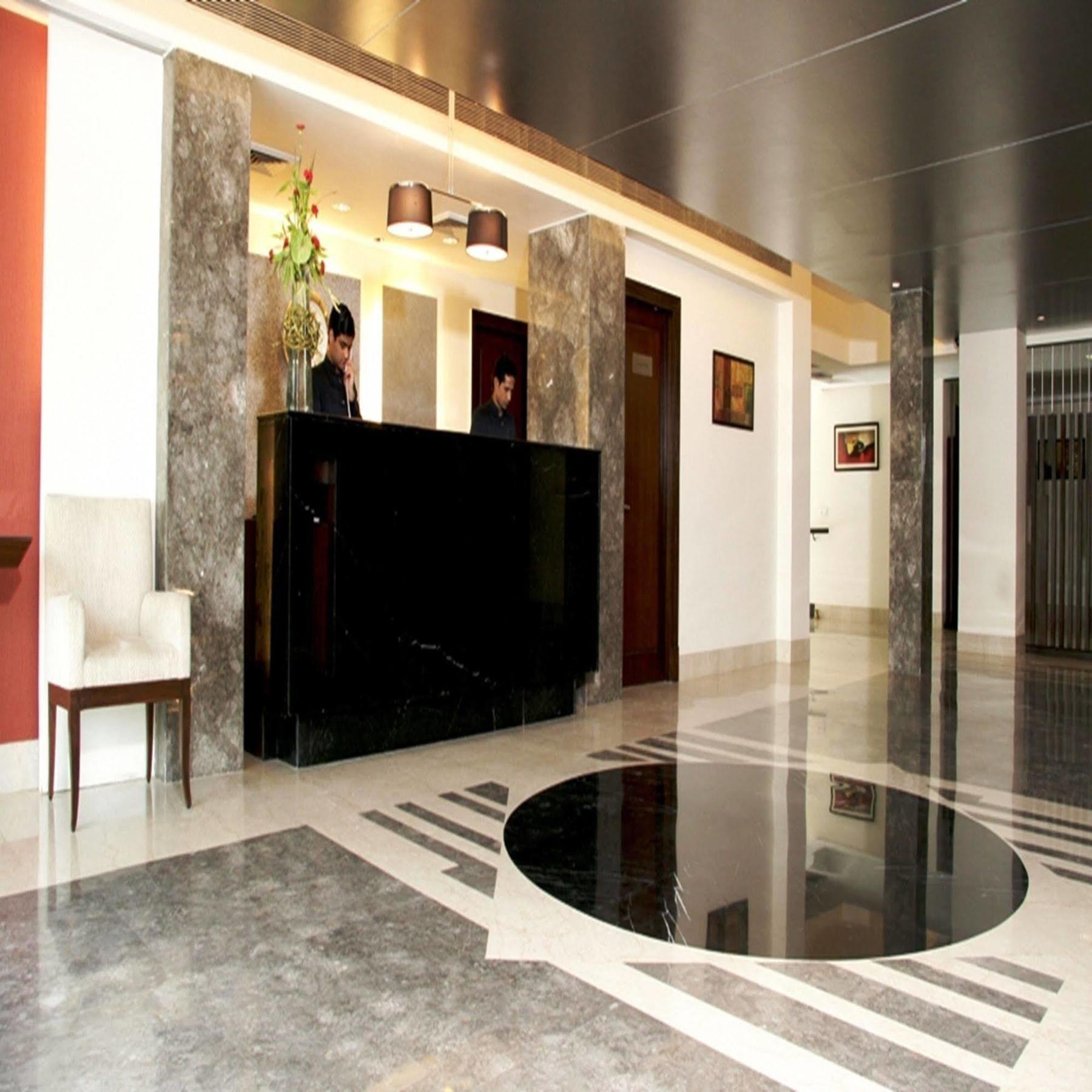 Muse Sarovar Portico Nehru Place Yeni Delhi Dış mekan fotoğraf