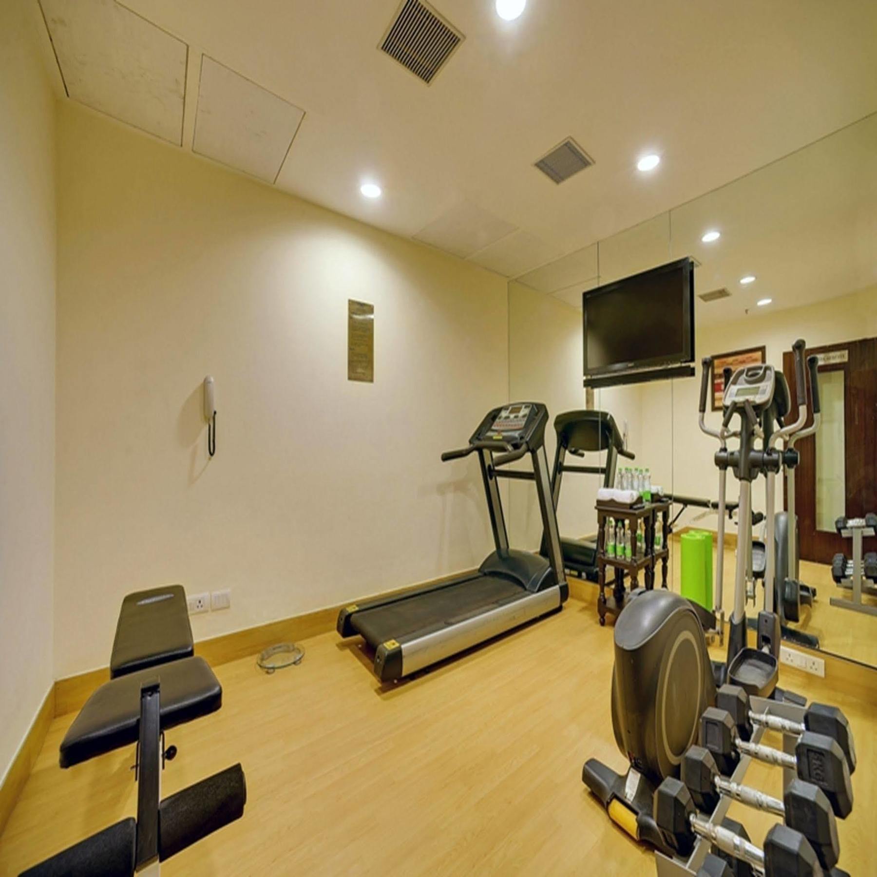 Muse Sarovar Portico Nehru Place Yeni Delhi Dış mekan fotoğraf
